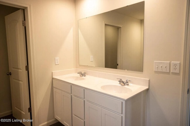 Building Photo - 5005 Aiken Back Ln