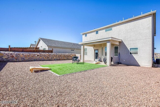 Building Photo - 4812 Marisabel Azcarate St