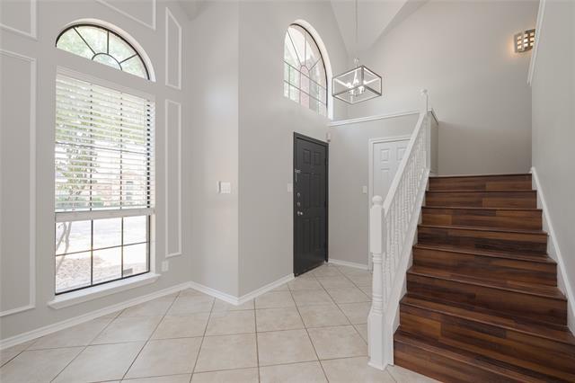 Building Photo - 532 Lake Forest Dr