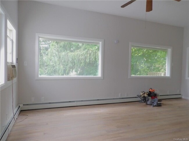 Building Photo - 47 E Main St