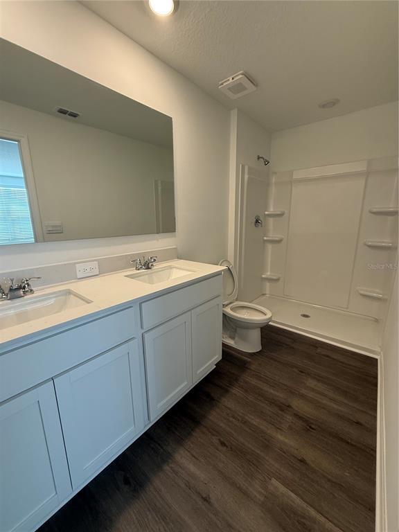 Building Photo - 4622 Linda St