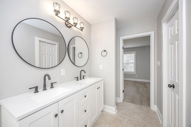 Building Photo - Completed Updated Home for Rent