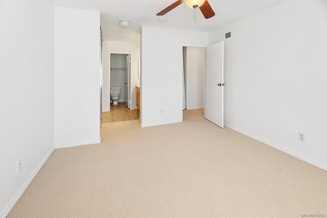 Building Photo - 13063 Wimberly Square