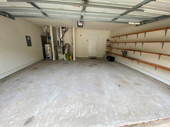 Building Photo - 13357 Aventide Ln