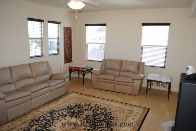 Building Photo - 1367 Indian Runner Dr