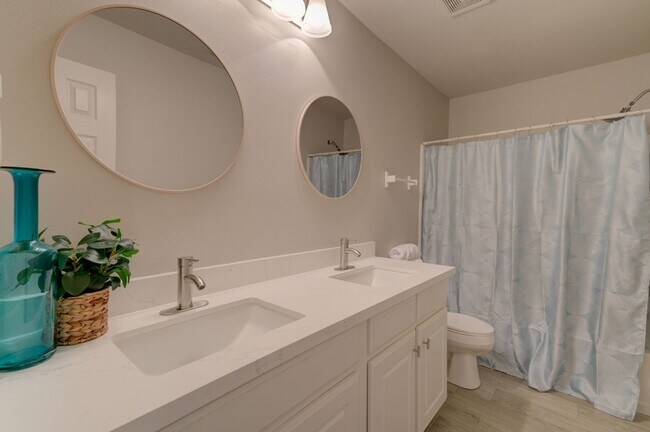 Building Photo - 29003 W Pecos River Ct
