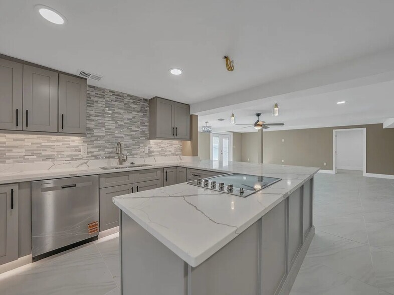 Building Photo - 2341 Talbrook Terrace