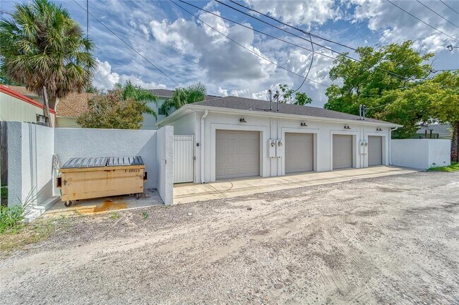 Building Photo - 2138 1st Ave N