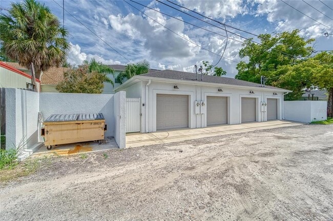 Building Photo - 2138 1st Ave N