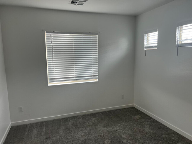 Building Photo - 6036 W Camino San Xavier
