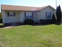 Building Photo - Charming 2-Bedroom Home with Spacious Layout in Oak Grove, KY - Must See!