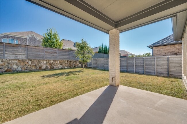 Building Photo - 4720 Bonfire Way