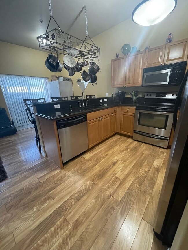Building Photo - Town House in Post falls