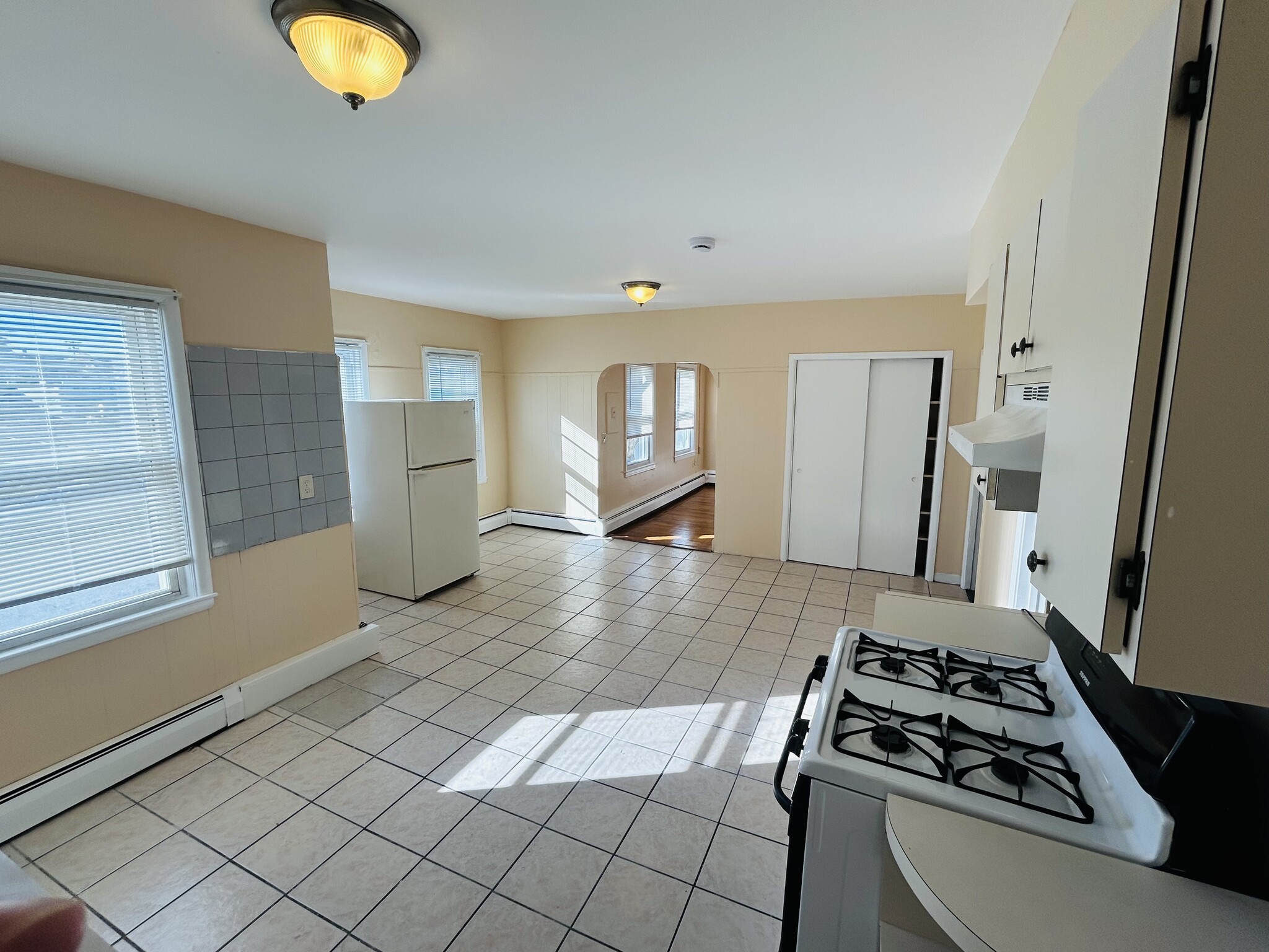 Building Photo - 25 Fallon Ave