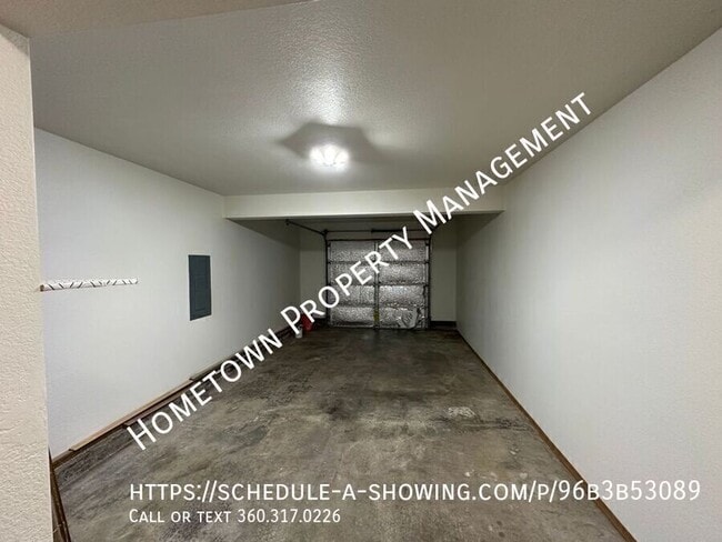 Building Photo - 1606 Sulky Dr SE