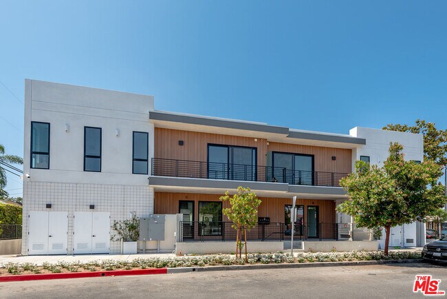 Building Photo - 4095 Sawtelle Blvd