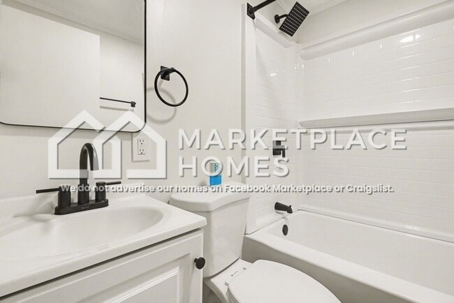 Building Photo - 5944 Gum Dr SE