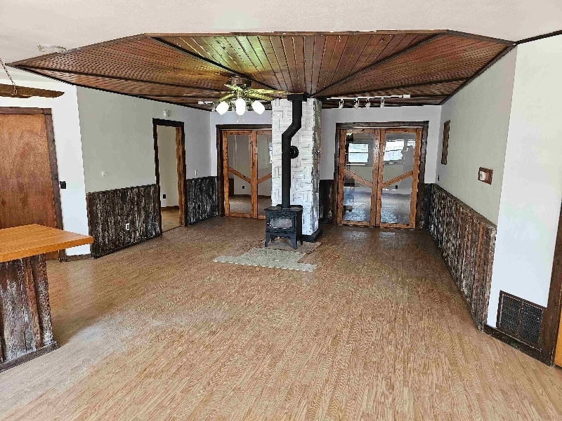 Building Photo - 650 Co Hwy I