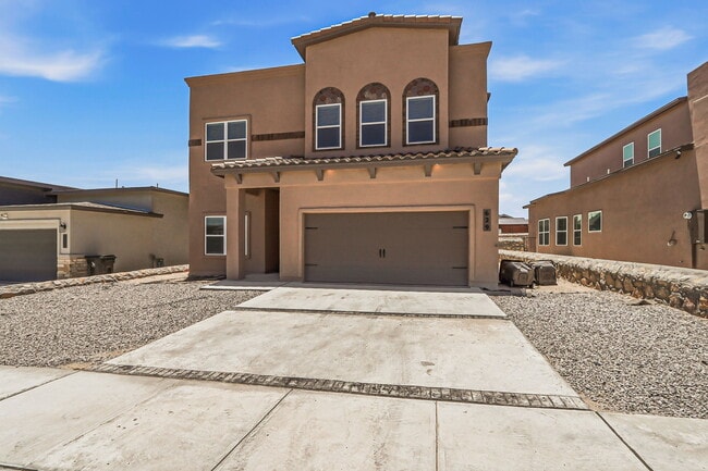 Building Photo - 629 La Entrada Cir