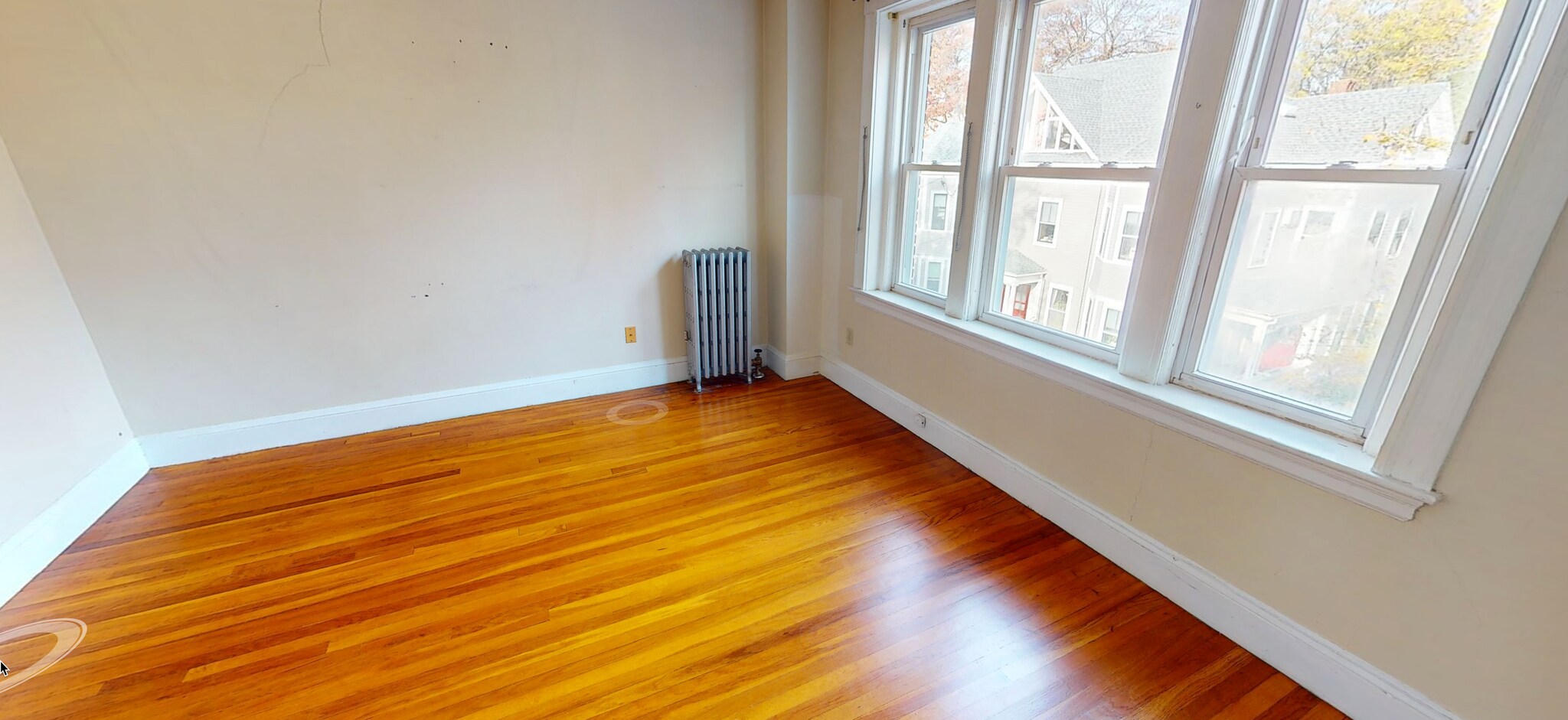 Building Photo - 11 Gray St