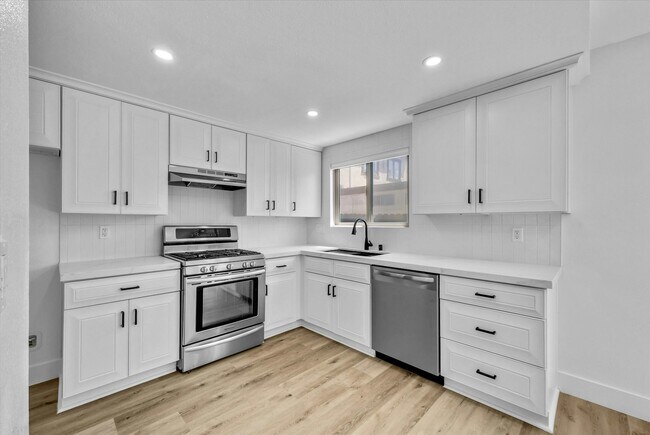 Building Photo - 18652 Libra Cir