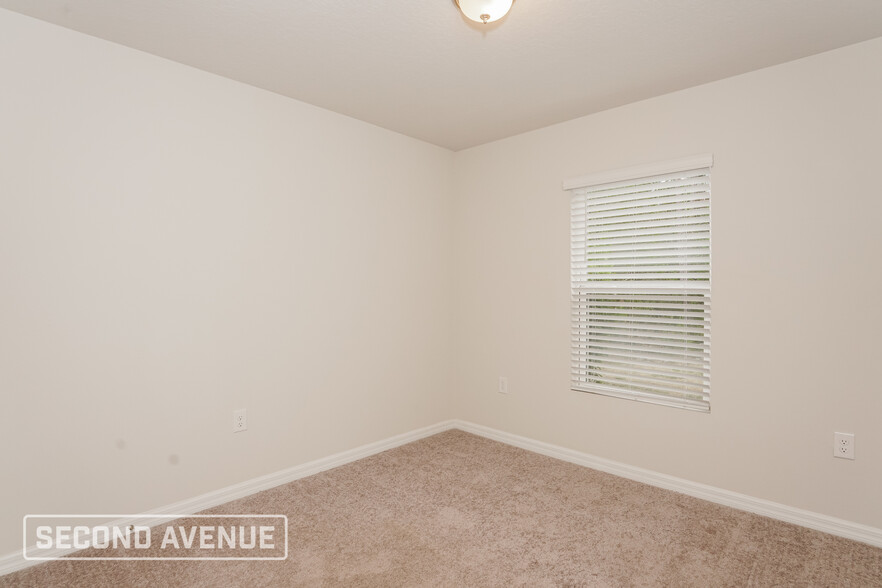 Building Photo - 114 Ramblewood Dr