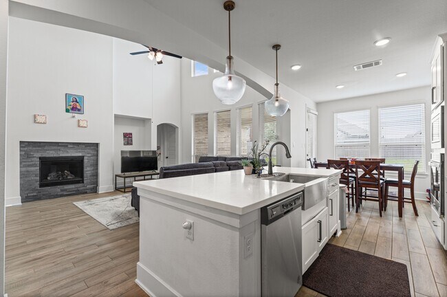 Building Photo - 10427 Rigel Rdg Wy