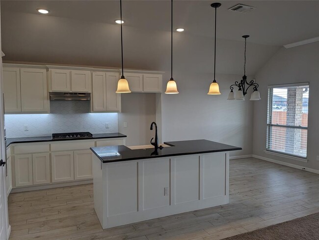 Building Photo - 3808 Manderly Pl