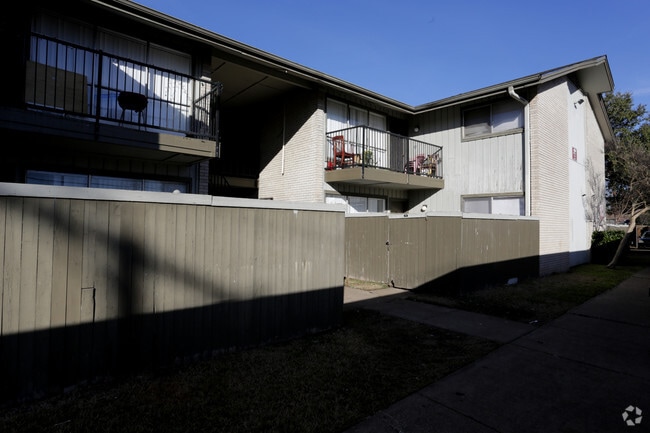 Building Photo - Casa San Luis