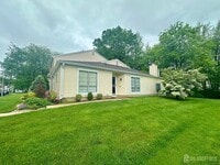 Building Photo - 143 Archery Ct