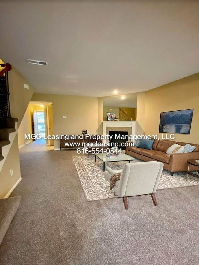 Building Photo - Enjoy Winter In Your Charming Townhome At Timber's East!