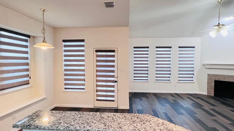 Building Photo - 818 Green Pond Dr