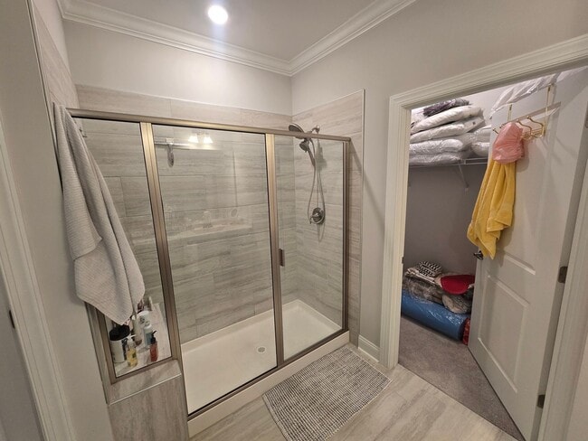 Building Photo - The Perfect Resort-Style Living in Auburn Village!