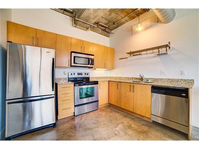 Building Photo - 1001 Belleview St