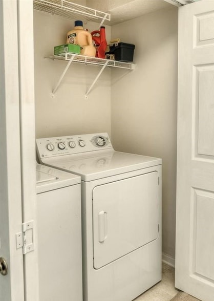 Building Photo - 5146 N 144th Ct