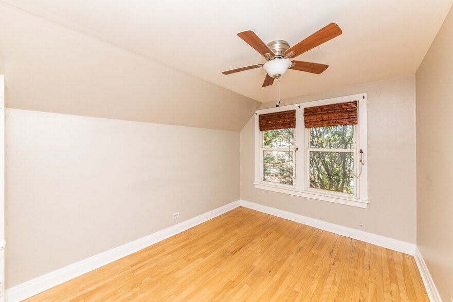 Building Photo - 4153 N Whipple St