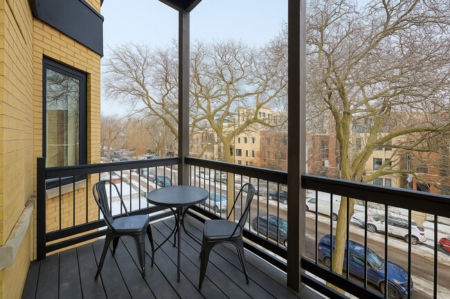 Building Photo - 5200 N Winthrop Ave