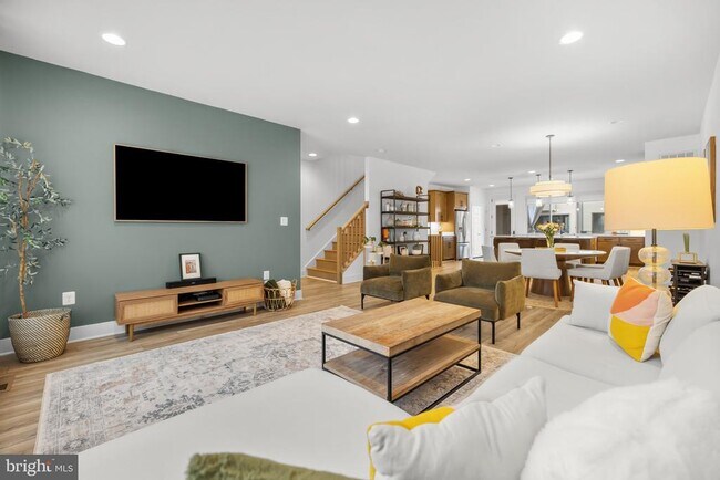 Building Photo - 42338 Nelsonville Ter