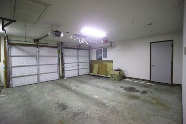 Building Photo - Bon Village 4 BR 2 Bath home