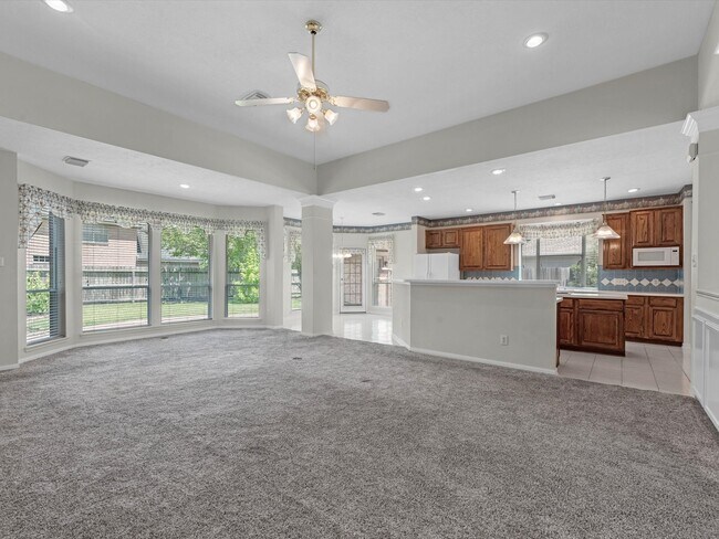 Building Photo - 13410 Spyglen Ct