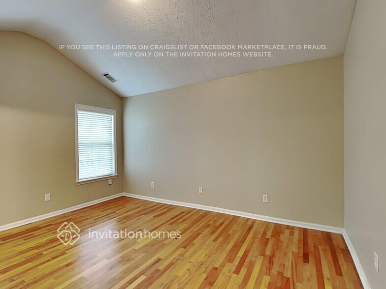 Building Photo - 3305 Northcliff Dr