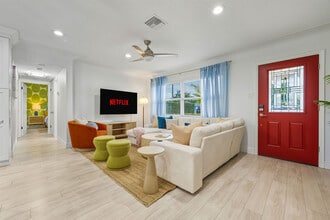 Building Photo - 10861 62nd Ave N