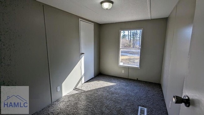 Building Photo - 260 Ed Powers Blvd