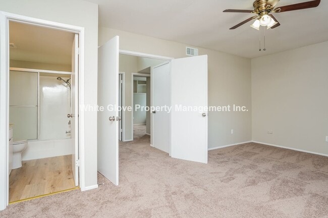 Building Photo - Charming Remodeled 3-Bedroom Townhome on Cul-de-Sac Near Greenbelt & Pool
