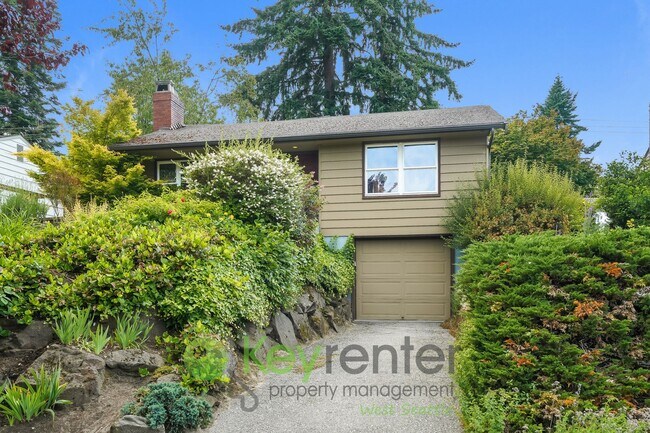 Building Photo - Your West Seattle Retreat – Hot Tub, Firep...