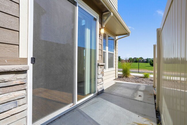 Building Photo - 7485 N Lucy Rose Ln