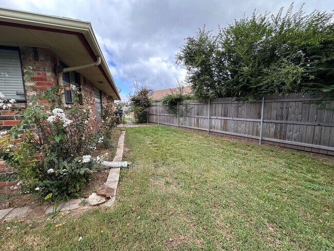 Building Photo - 3110 N Wheeler Cir