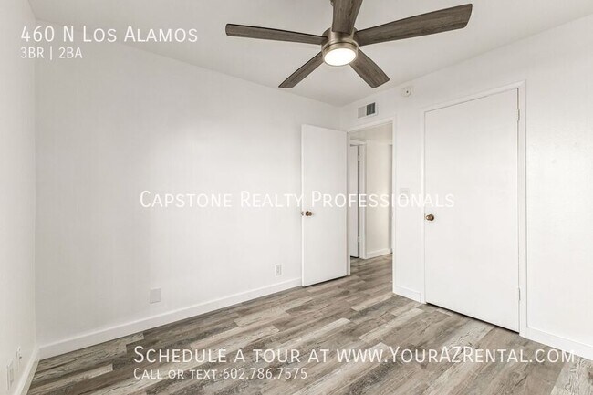 Building Photo - 460 N Los Alamos