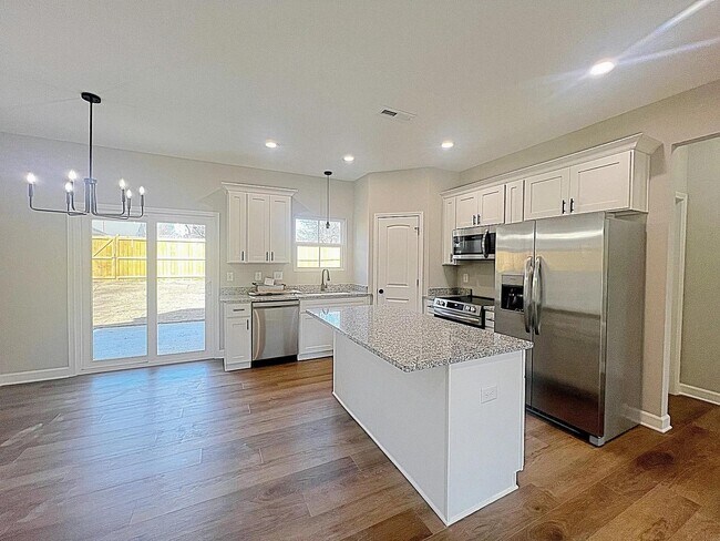 Building Photo - 5 N 6th St