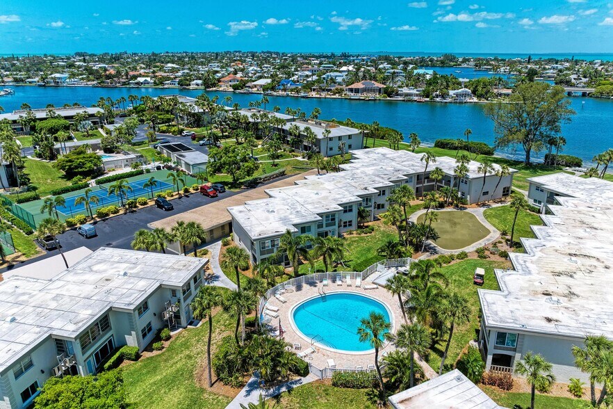 Building Photo - 6300 Flotilla Dr